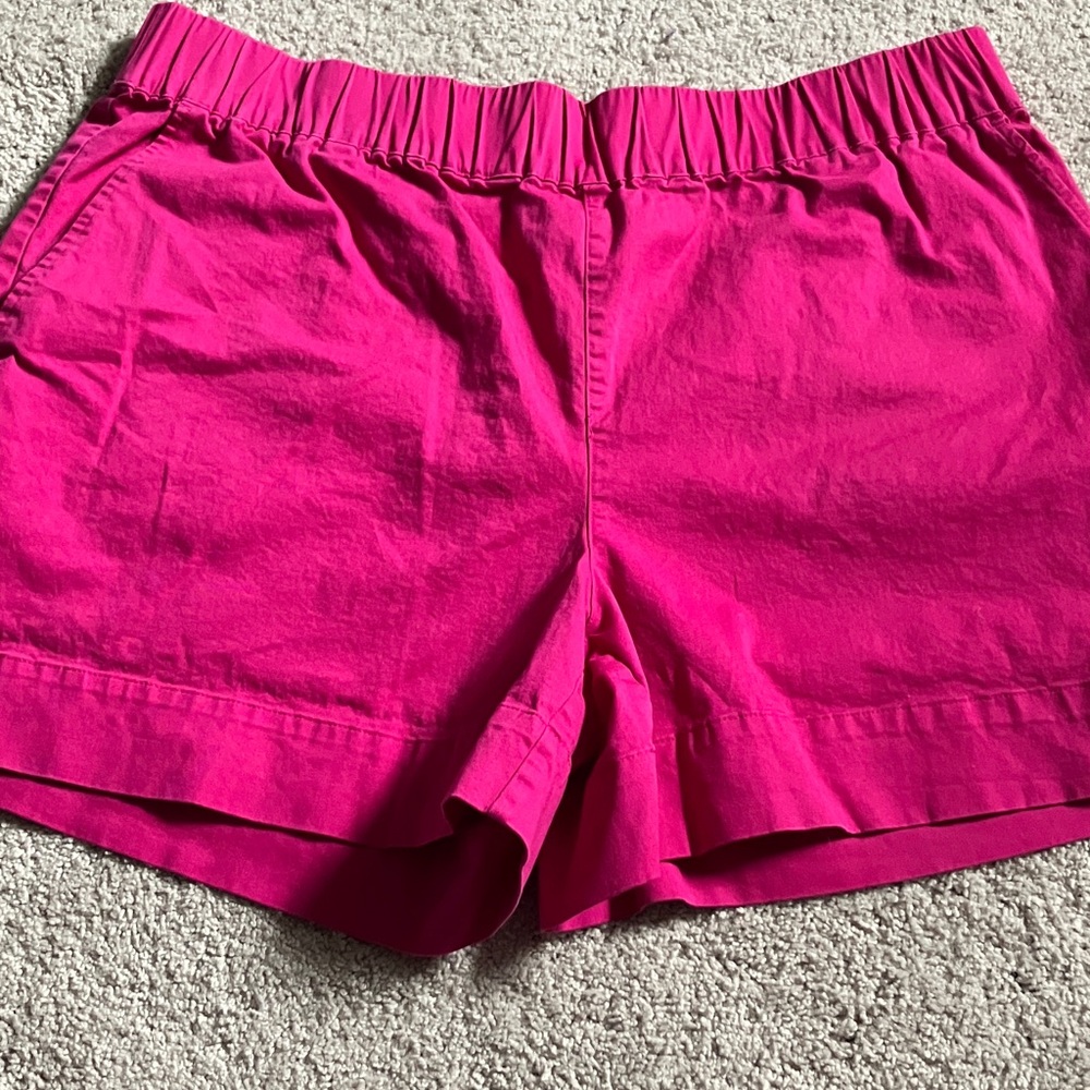 On 34th Womens Shorts L Pink Magenta